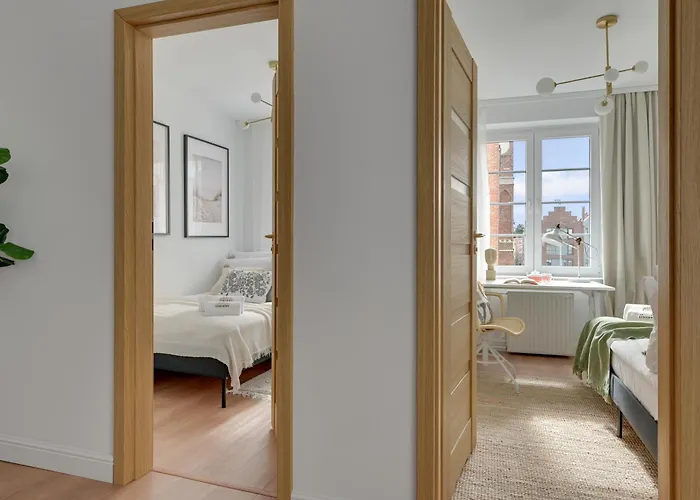 Old Town Straganiarska By Downtown Apartman *