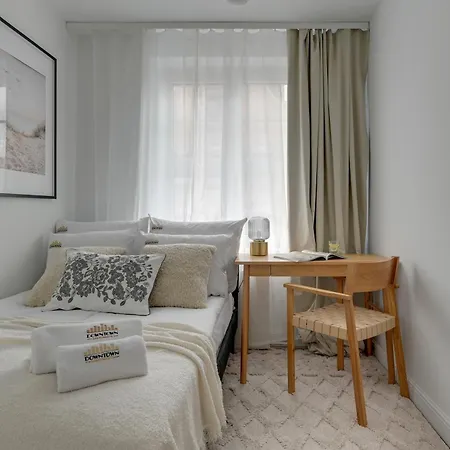 Old Town Straganiarska By Downtown * Gdansk